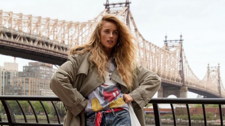 Rianne van Rompaey Embraces New York Street Style for Vogue Paris