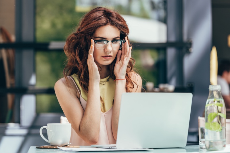 Woman Fashion Blogger Glasses Laptop Cafe