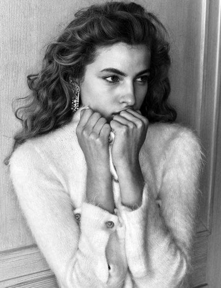 Felice Noordhoff Sparkles in Chanel Jewelry for Mirror Mirror Felice Noordhoff Sparkles in Chanel Jewelry for Mirror Mirror