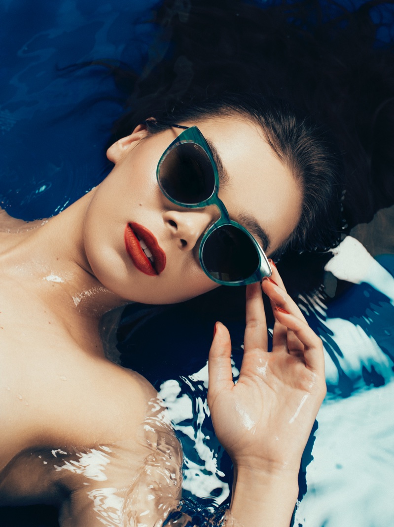 Prive Revaux launches La Vita sunglasses campaign