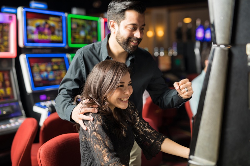 When to Wear a Tuxedo at a Casino | Fashion Gone Rogue
