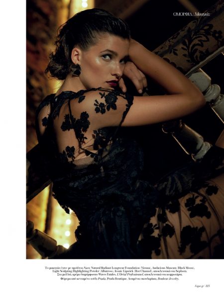 Julia Van Os Models Old Hollywood Beauty for Vogue Greece Julia Van Os Models Old Hollywood Beauty for Vogue Greece