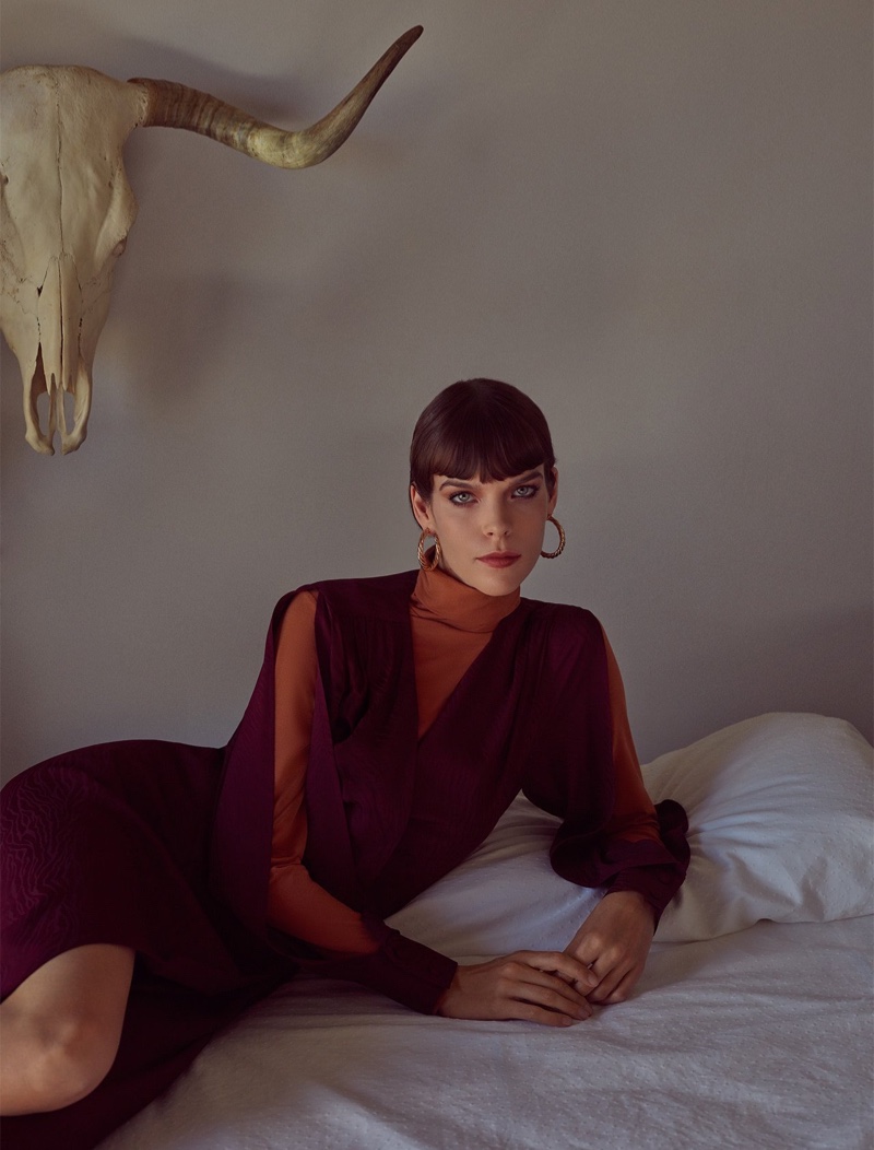 Meghan Collison poses in jacquard dress from Reserved Premium fall-winter 2019 collection