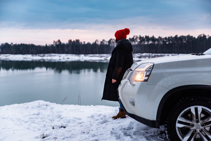 Woman Winter Car Snow Coat Beanie