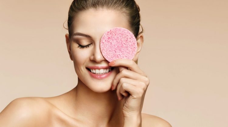 Skincare Habits Everyone Should Build Beauty Woman Smiling Sponge