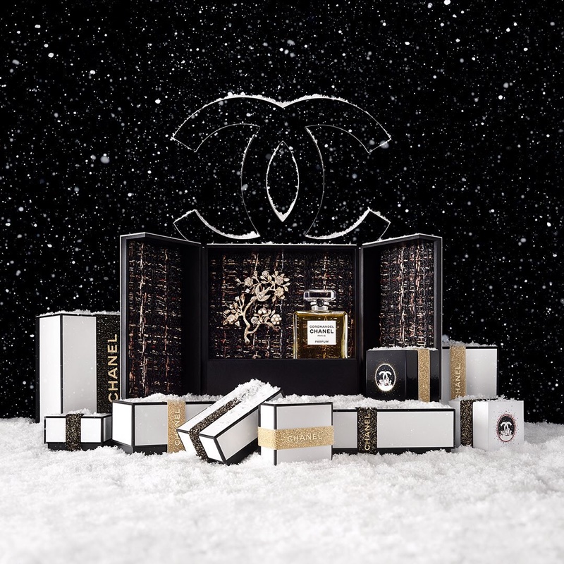 A look at Chanel's Holiday box set