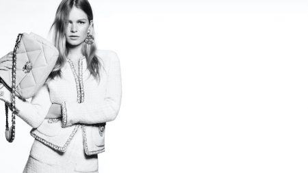 Anna, Adut & Vittoria Take the Spotlight in Chanel Resort 2020 Campaign Anna Ewers fronts Chanel resort 2020 campaign