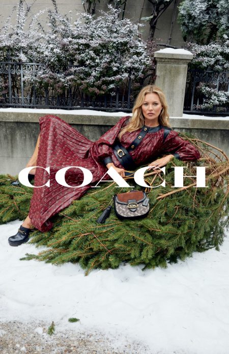 Kate, Yara & Megan Get Festive in Coach Holiday 2019 Campaign Kate, Yara & Megan Get Festive in Coach Holiday 2019 Campaign