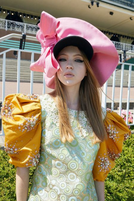Lila, Adut, Abby Hit the Race Track for Miu Miu Cruise 2020 Campaign Lila, Adut, Abby Hit the Race Track for Miu Miu Cruise 2020 Campaign