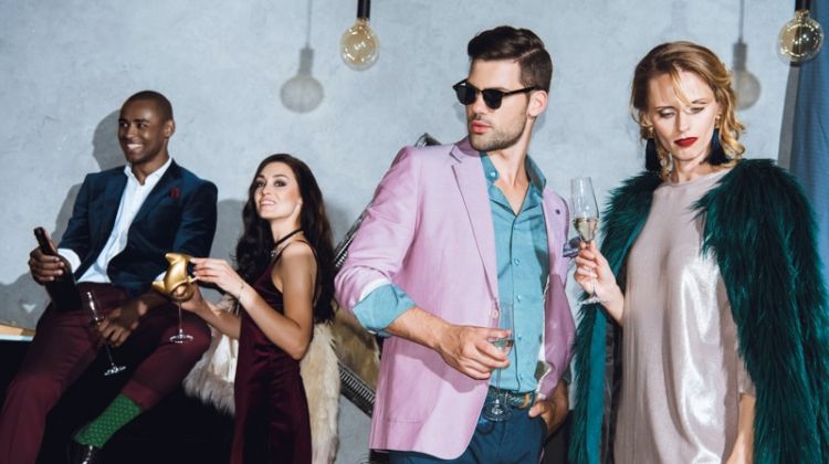 Planning the Perfect House Party Party Stylish Guests Drinks
