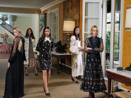 Amber, Fei Fei & Nora Charm in Tory Burch Holiday 2019 Campaign Tory Burch unveils Holiday 2019 campaign