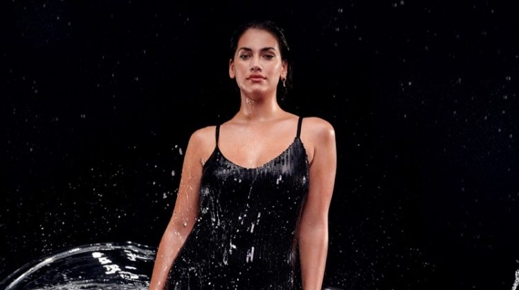 Lorena Duran Makes a Splash in Violeta by Mango’s Holiday Looks
