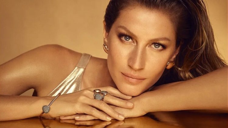 Gisele Bundchen is a Golden Goddess for Vivara Jewelry Ads