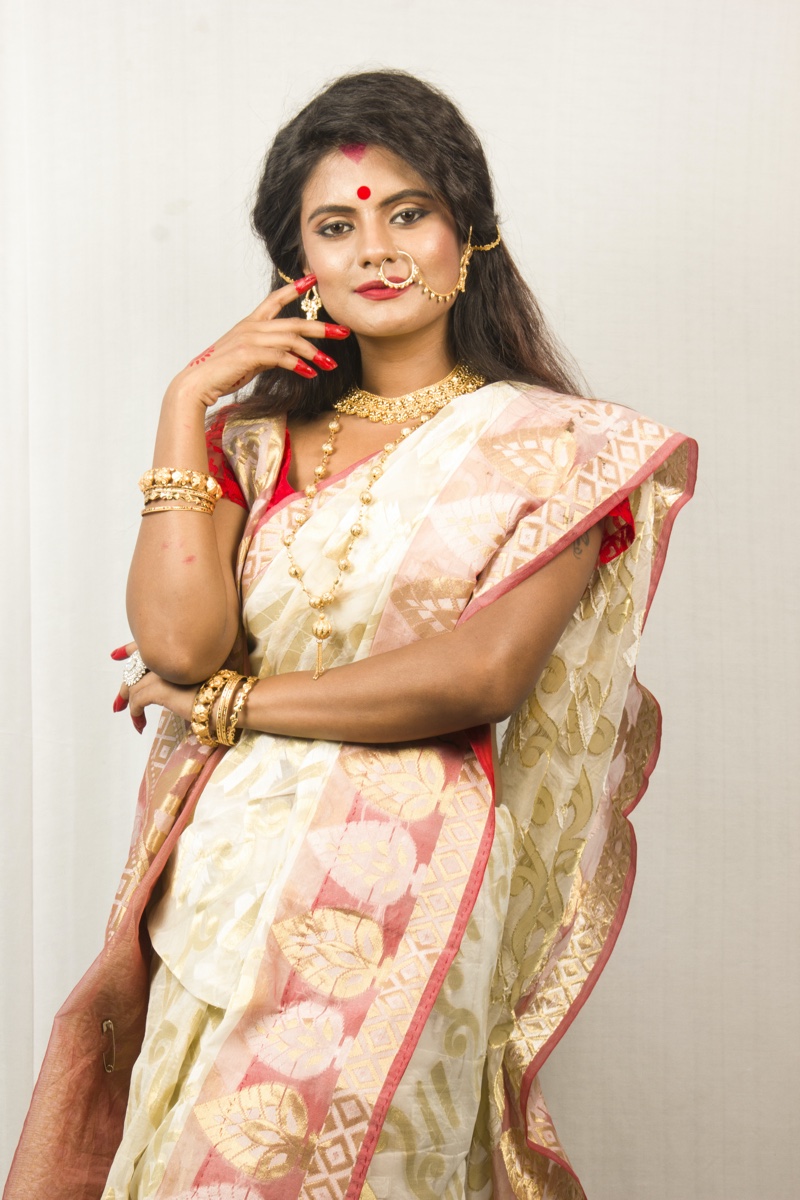 Indian Bengali Sari Jewelry