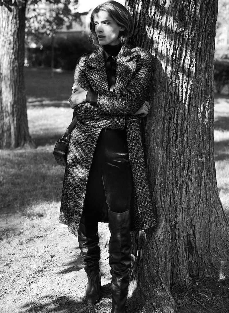 Elisa Sednaoui wears Massimo Dutti's fall-winter 2019 outerwear styles