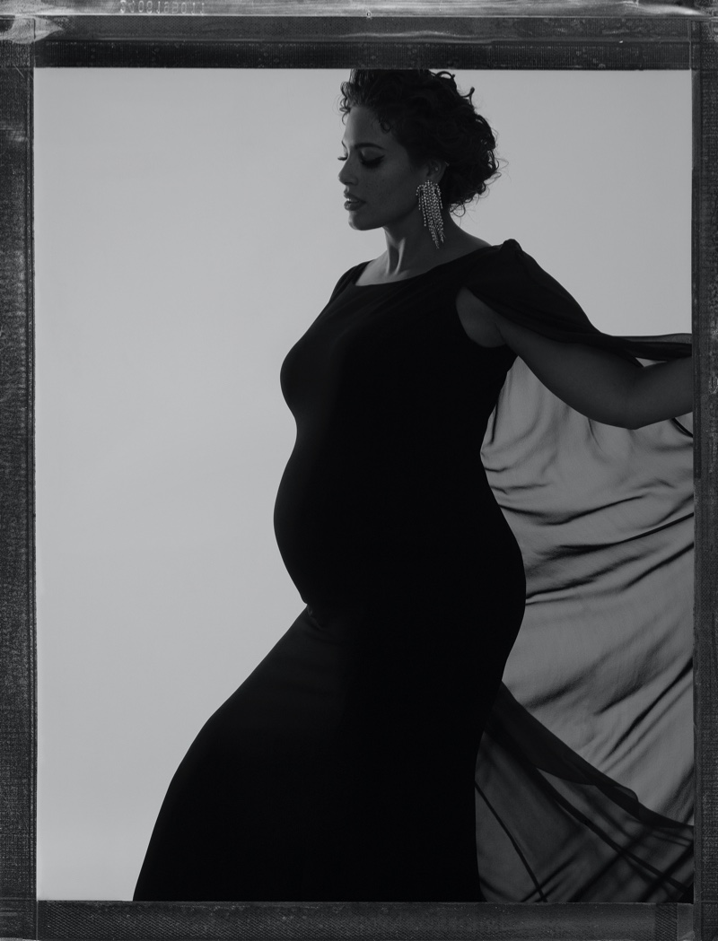 A pregnant Ashley Graham appears in Marina Rinaldi spring-summer 2020 campaign