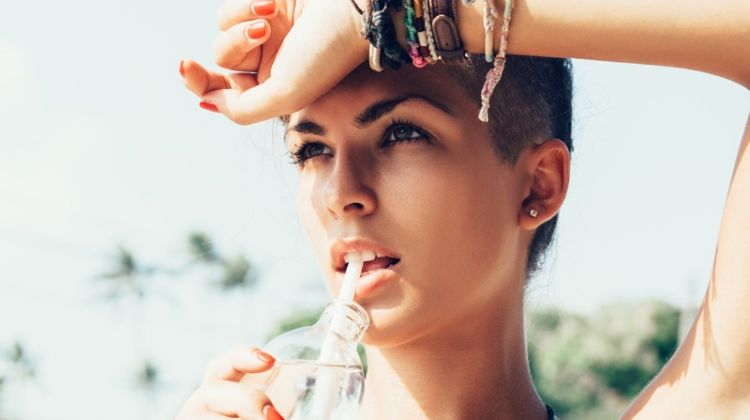 6 Tricks To Keep Your Skin Clean Throughout The Day Attractive Woman Drinking Water Bracelets Orange Nails