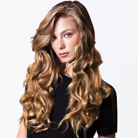 Hair Products & Tips to Give You a Gorgeous Mane All Winter Long Model Wavy Blonde Hair Long