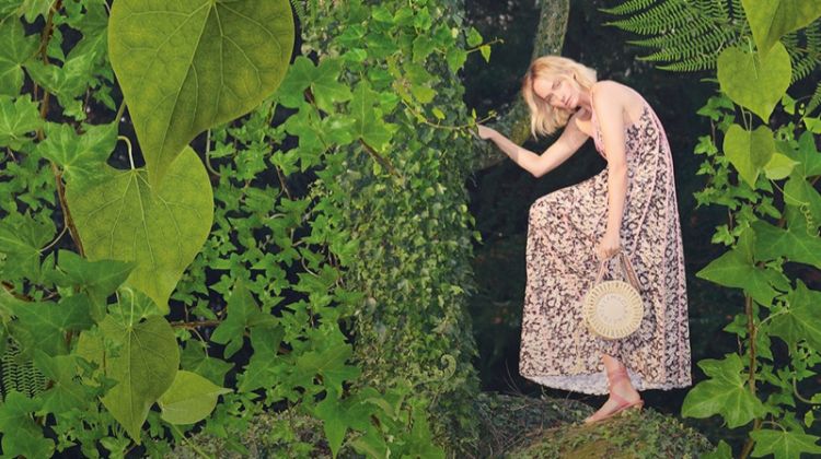 Amber Valletta Goes Green in Stella McCartney Spring 2020 Campaign