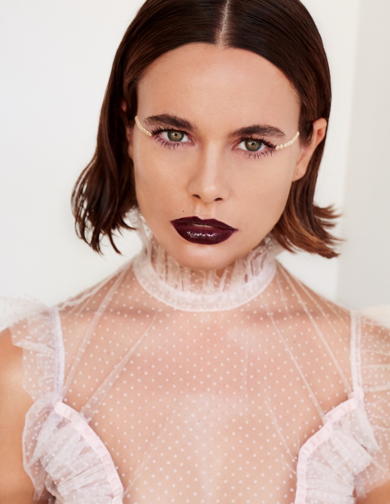Ana Ponce Models Glam Beauty Looks for ELLE Bulgaria