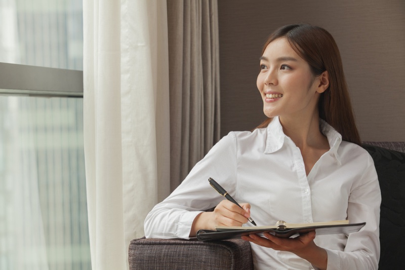 Asian Woman White Button-up Shirt Clipboard Pen