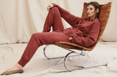 Let's Talk Texture: Giedre Dukauskaite Models H&M's Premium Knits H&M Wool-Blend Cardigan and Cashmere-Blend Joggers