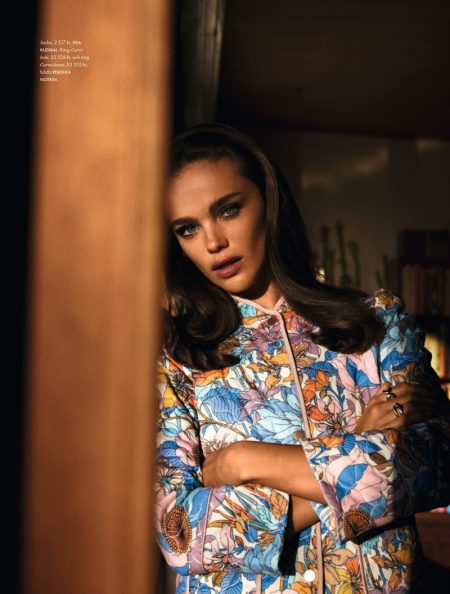 Jena Goldsack Channels 1970's Fashion for ELLE Sweden Jena Goldsack Channels 1970's Fashion for ELLE Sweden