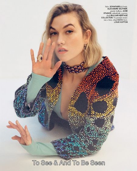 Karlie Kloss Is Like a Work of Art for Vogue Czechoslovakia Karlie Kloss Is Like a Work of Art for Vogue Czechoslovakia