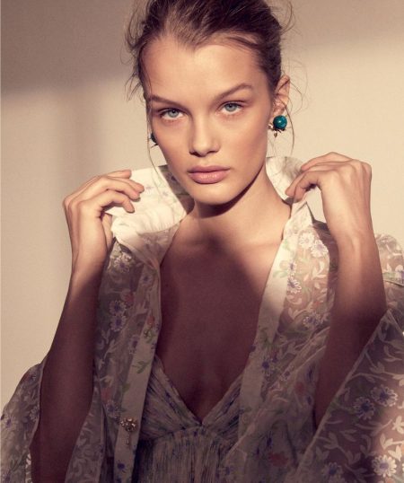 Kris Grikaite Poses in Charming Fashions for S Moda Kris Grikaite Poses in Charming Fashions for S Moda