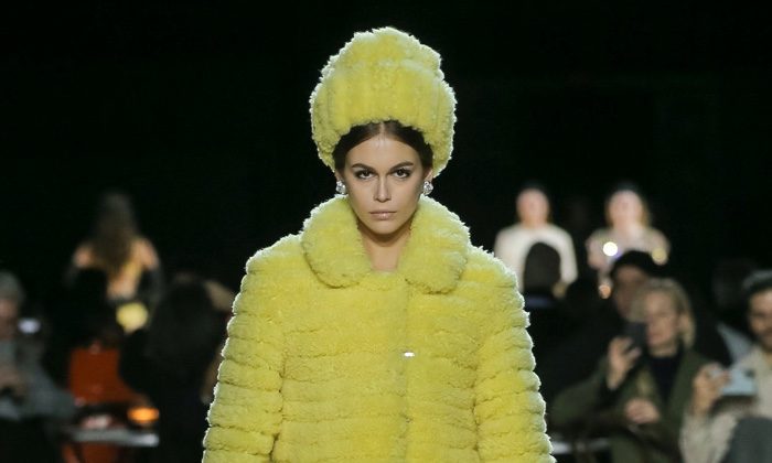 Marc Jacobs Channels the 60’s for Fall 2020