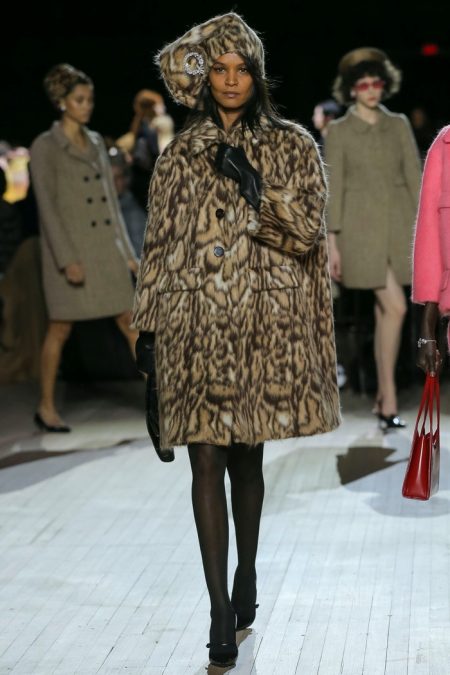 Marc Jacobs Channels the 60's for Fall 2020