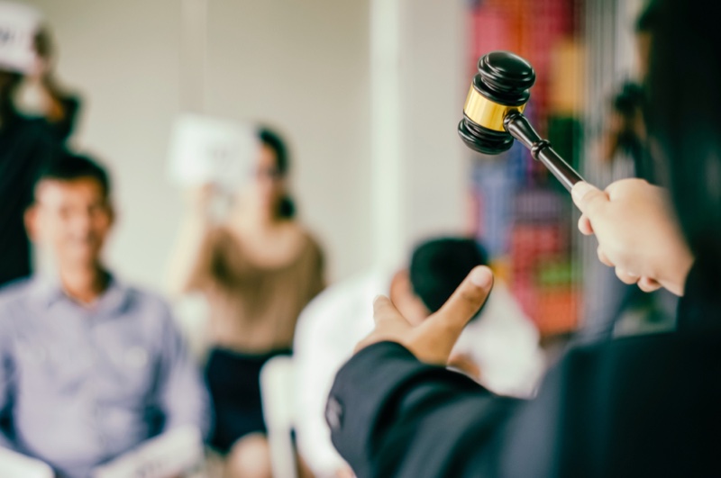 14 Things You Need to Know About Buying a House at an Auction