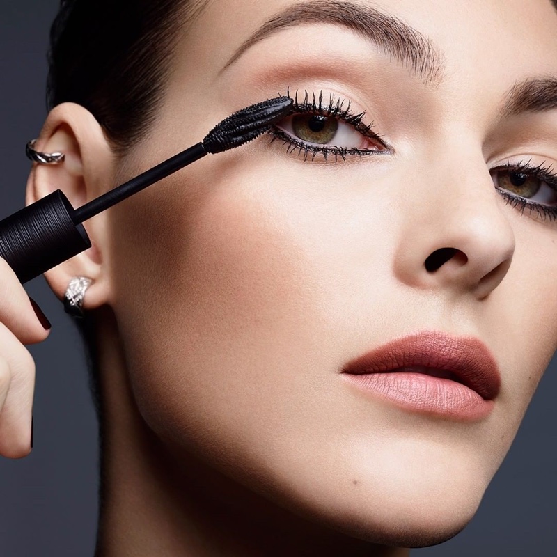 Chanel Launches Le Volume Revolution Mascara With 3D Printed Wand