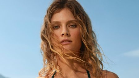 Constance & Melodie Chase the Sun in Etam Swim 2020 Campaign Constance & Melodie Chase the Sun in Etam Swim 2020 Campaign