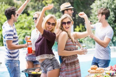 Must-Know Tips for Planning Your Next Summer Bash Girls Guys Summer Party Sun Fun