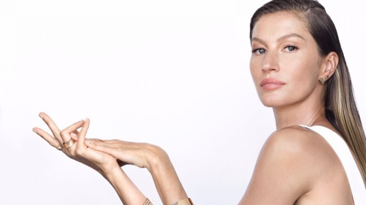 Gisele Bundchen for Vivara Icona 2020 jewelry campaign