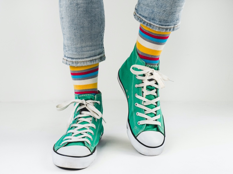 How to Dress 80s Normal Clothes Socks Sneakers