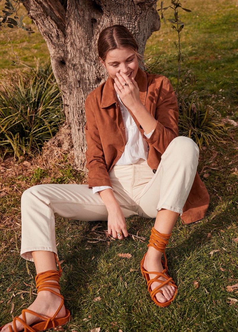 An image from Mango's Romantic Vibe spring-summer 2020 style guide