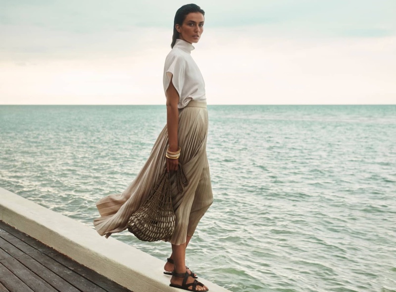 Posing seaside, Andreea Diaconu fronts Massimo Dutti spring-summer 2020 campaign