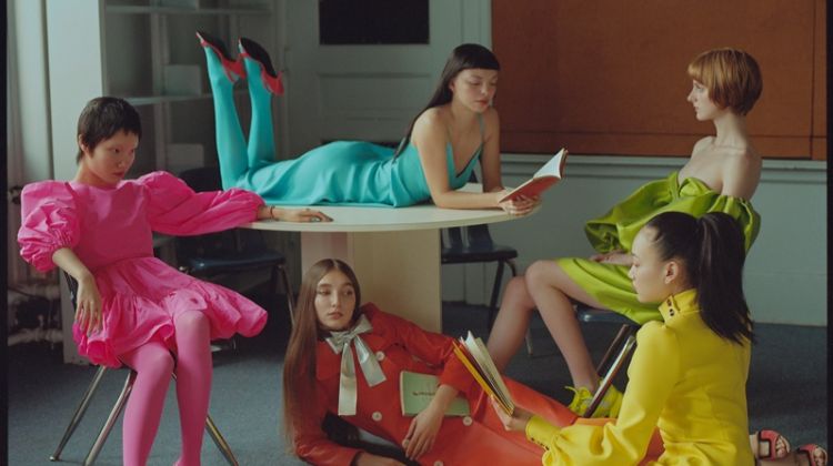 Spring Wonderland: Neon Style Makes a Statement in Grazia China