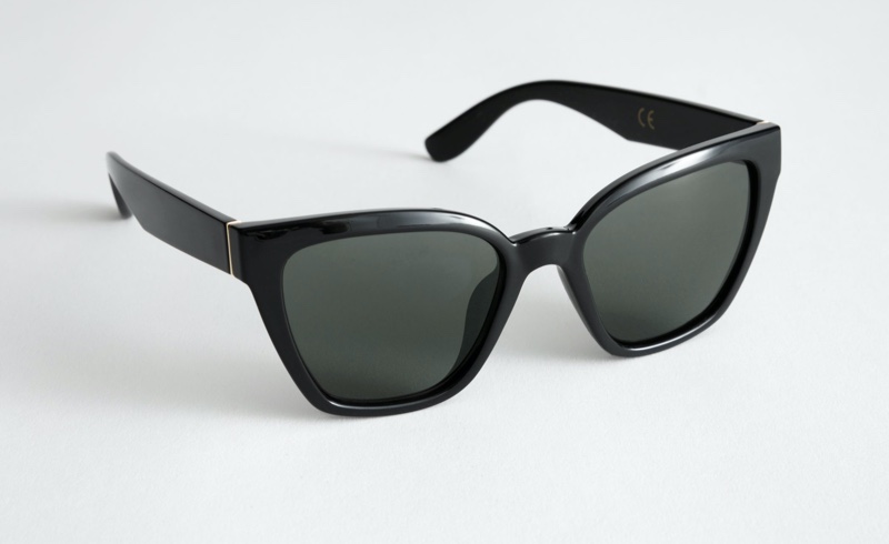 & Other Stories Cat Eye Sunglasses in Black $39