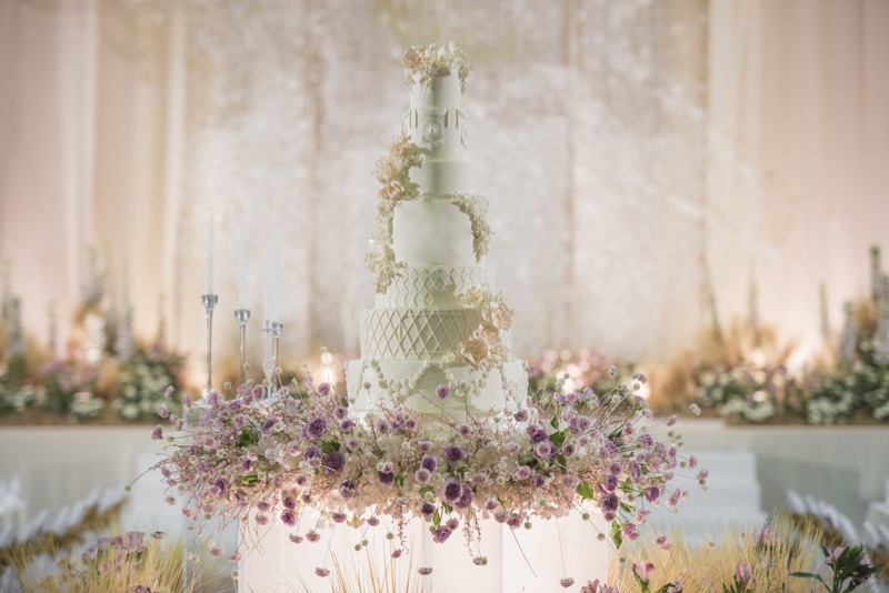 Wedding Cake Stand Flowers