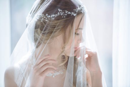 Bridal Hairstyles: Top 7 Ideas for Flawless Hair on Your Wedding Day Wedding Veil Tiara Bridal Hair Beauty