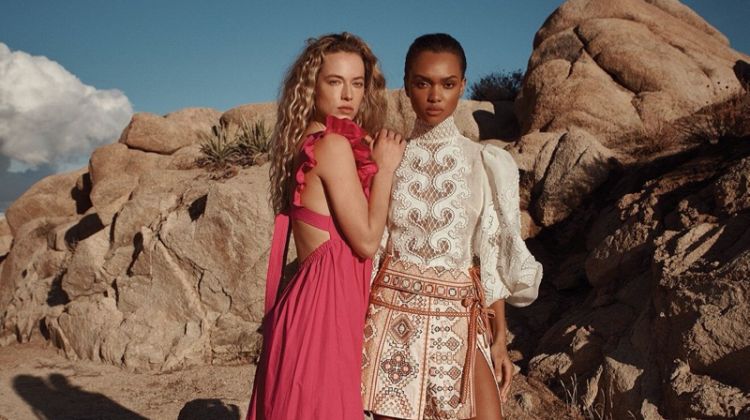 Hannah & Samantha Pose in Intermix’s Trendy Spring 2020 Styles