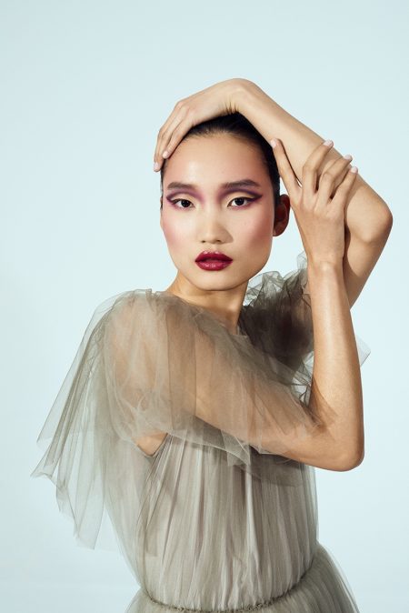 Qian Li Shows Off Elegant Beauty in Marie Claire Spain Qian Li Shows Off Elegant Beauty in Marie Claire Spain