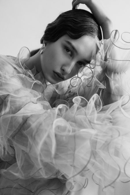 Jennifer Farwer Poses in Sophisticated Looks for Harper's Bazaar Ukraine Jennifer Farwer Poses in Sophisticated Looks for Harper's Bazaar Ukraine