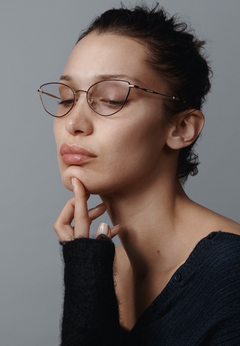 Miu Miu unveils spring-summer 2020 eyewear campaign.