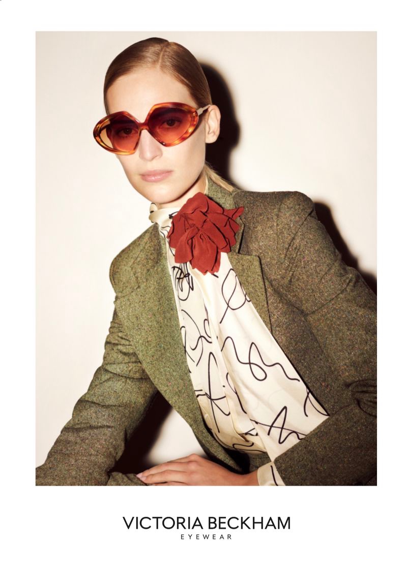 Vanessa Axente channels retro vibes in Victoria Beckham Eyewear spring-summer 2020 campaign.