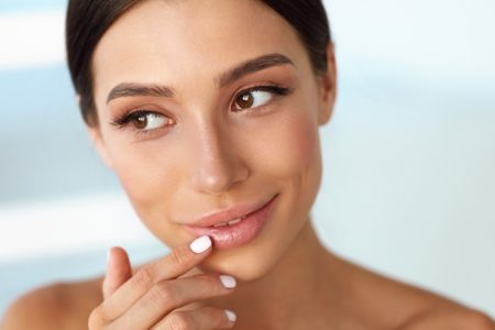 Microblading Trend: Reasons You Should Try It Beauty Woman Full Eyebrows