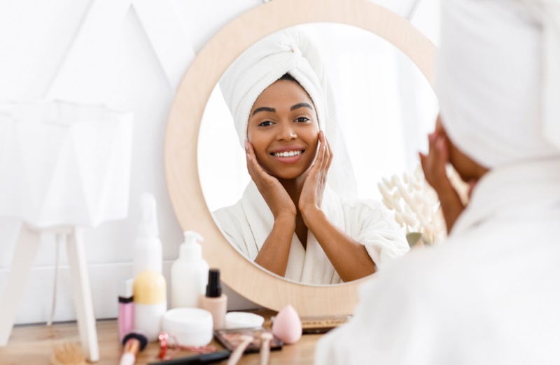 Black Woman Mirror Skincare